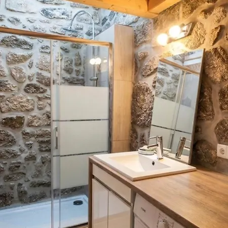 Casa Cancelas, 2 Quartos, Rodeada De Natureza, Hébergement de vacances